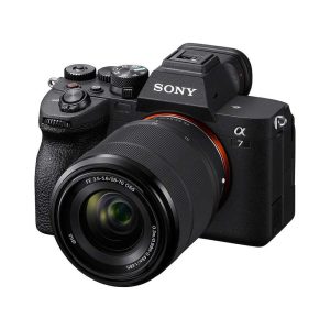 برسی دوربین بدون آینه سونی Sony Alpha a7 III Mirrorless kit 28-70mm