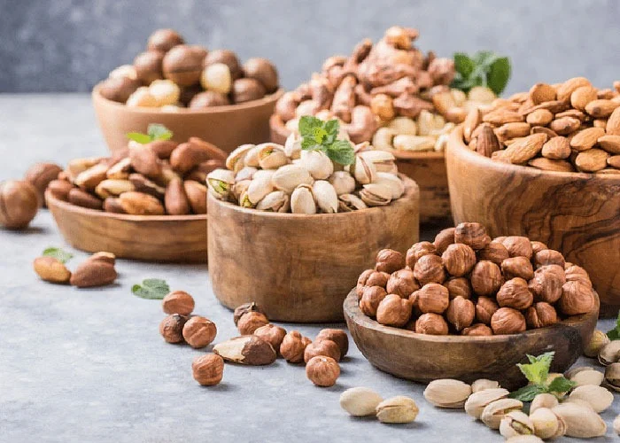 خواص چهار مغز برای تقویت تخمدان + معجون خانگی