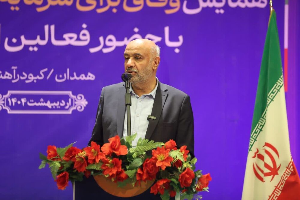 صنایع دستی بازار سفال و صنایع دستی نیازمند پیگیری ملی است