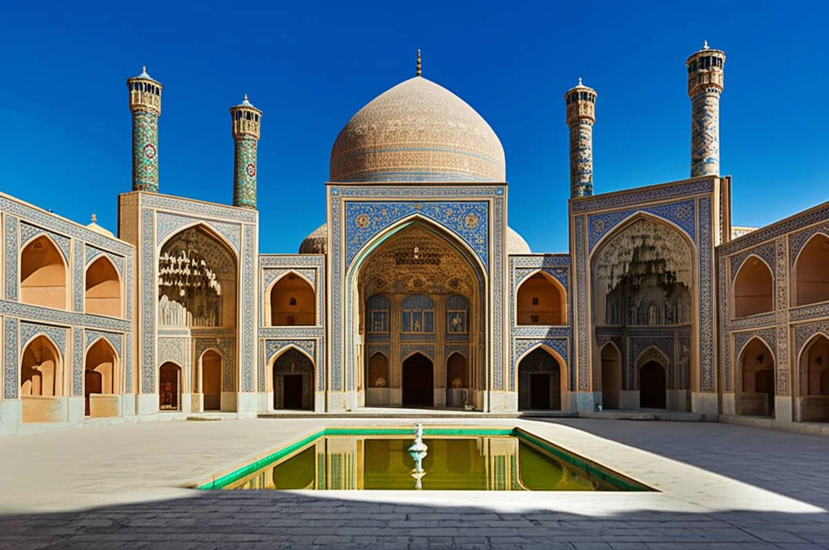 مسجد آقا بزرگ کاشان: راهنمای آشنایی با بخش های دیدنی و تاریخی