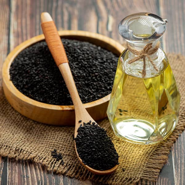 خواص مالیدن روغن سیاه دانه به شکم